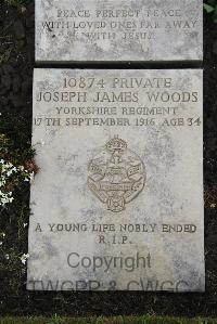 Boulogne Eastern Cemetery - Woods, Joseph James