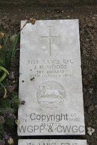 Boulogne Eastern Cemetery - Woods, J M