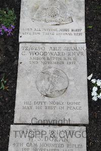Boulogne Eastern Cemetery - Woodward, Christopher