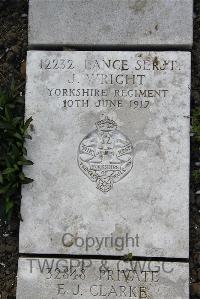Boulogne Eastern Cemetery - Wright, John