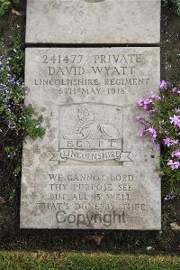 Boulogne Eastern Cemetery - Wyatt, David