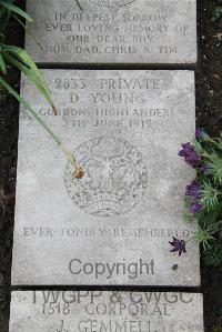 Boulogne Eastern Cemetery - Young, David