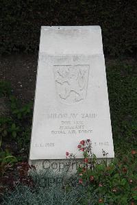 Boulogne Eastern Cemetery - Zauf, Miloslav