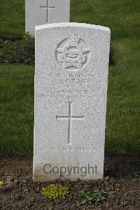 Thornaby-On-Tees Cemetery - Symes, Alan John Farquhar