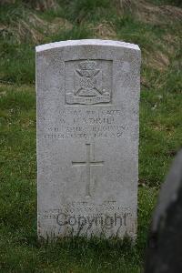 Great Somerford (Ss. Peter And Paul) Churchyard - Hadrill, William