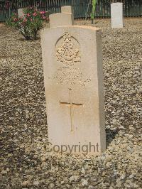 Taveta Military Cemetery - Wedd, W S