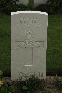 Railway Dugouts Burial Ground (Transport Farm) - Mateer, Eric Graham