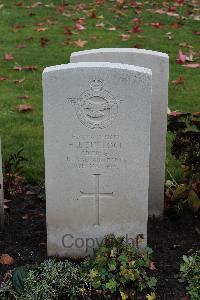 Berlin 1939-1945 War Cemetery - Bullock, Henry John