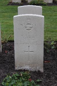 Berlin 1939-1945 War Cemetery - Butler, Robert