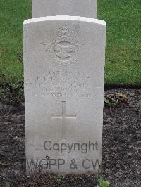 Berlin 1939-1945 War Cemetery - Fountaine, Frank Edward