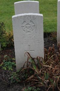 Berlin 1939-1945 War Cemetery - Fraser, James Bruce