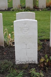 Berlin 1939-1945 War Cemetery - Fuller, Russell Edwards