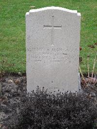 Berlin 1939-1945 War Cemetery - Gibson, Elizabeth Jean