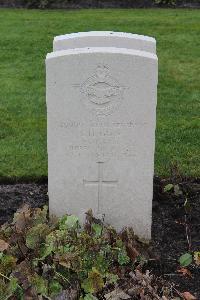 Berlin 1939-1945 War Cemetery - Gow, Charles Henry