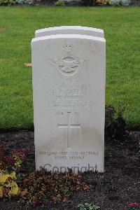 Berlin 1939-1945 War Cemetery - Green, Vernon Guy