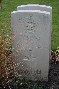 Berlin 1939-1945 War Cemetery - Gayton, James Donald
