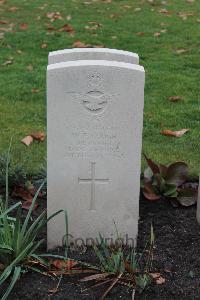 Berlin 1939-1945 War Cemetery - Gough, William Ellis