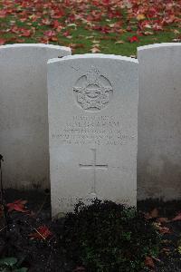 Berlin 1939-1945 War Cemetery - Graham, Robert MacFarlane