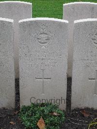 Berlin 1939-1945 War Cemetery - Gratwicke, Bernard Francis