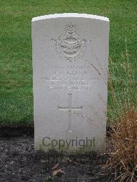 Berlin 1939-1945 War Cemetery - Green, Joseph Donald