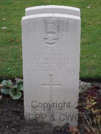 Berlin 1939-1945 War Cemetery - Groucott, Stanley Joseph