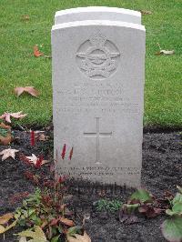 Berlin 1939-1945 War Cemetery - Guiton, Ernest Stuart