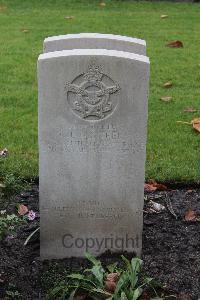 Berlin 1939-1945 War Cemetery - Gynther, Clarence Lloyd