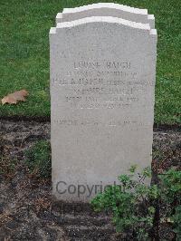 Berlin 1939-1945 War Cemetery - Haigh, L