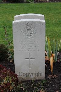 Berlin 1939-1945 War Cemetery - Hawker, Ronald Francis