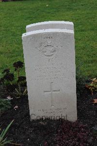 Berlin 1939-1945 War Cemetery - Haywood, Ronald Edward