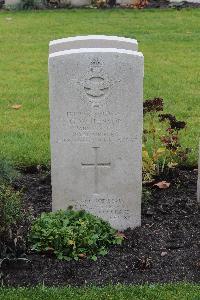 Berlin 1939-1945 War Cemetery - Henson, George William