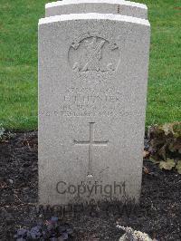 Berlin 1939-1945 War Cemetery - Hunter, Geoffrey Colin Devas
