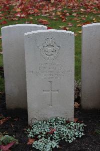 Berlin 1939-1945 War Cemetery - Hales, Douglas Walter