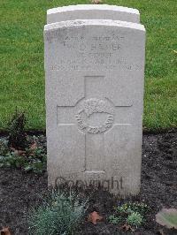 Berlin 1939-1945 War Cemetery - Hamer, Walter Duncan