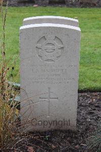 Berlin 1939-1945 War Cemetery - Hammett, Lawrence Samuel