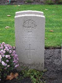 Berlin 1939-1945 War Cemetery - Hamper, Arthur Ernest