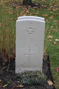 Berlin 1939-1945 War Cemetery - Harrill, Edward Charles