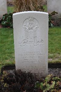 Berlin 1939-1945 War Cemetery - Hassan Salameh Abu Qassem, 