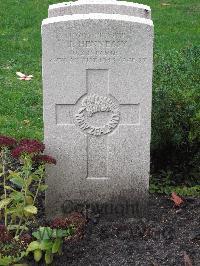 Berlin 1939-1945 War Cemetery - Hennessey, John