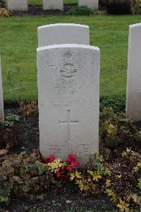 Berlin 1939-1945 War Cemetery - Hill, Thomas William