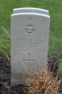 Berlin 1939-1945 War Cemetery - Holder, Clement Maurice