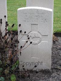 Berlin 1939-1945 War Cemetery - Hope, Lawrence Beresford Hamilton