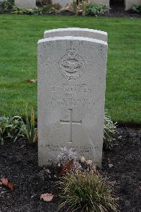 Berlin 1939-1945 War Cemetery - Horsaman, Granville