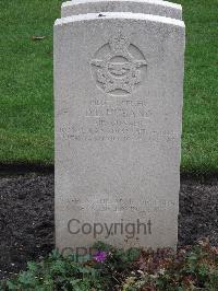 Berlin 1939-1945 War Cemetery - Huband, Donald Leslie