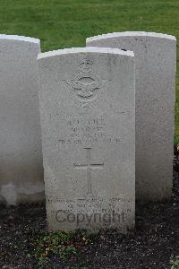 Berlin 1939-1945 War Cemetery - Hull, Dennis Frank