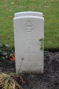Berlin 1939-1945 War Cemetery - Ibbotson, Geoffrey