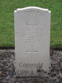 Berlin 1939-1945 War Cemetery - Isle, Andreas Jorg