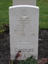 Berlin 1939-1945 War Cemetery - Irons, Sidney Walter