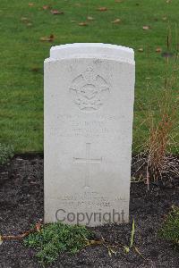 Berlin 1939-1945 War Cemetery - Irwin, John Percival
