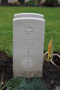 Berlin 1939-1945 War Cemetery - Jones, Stanley Lewis
